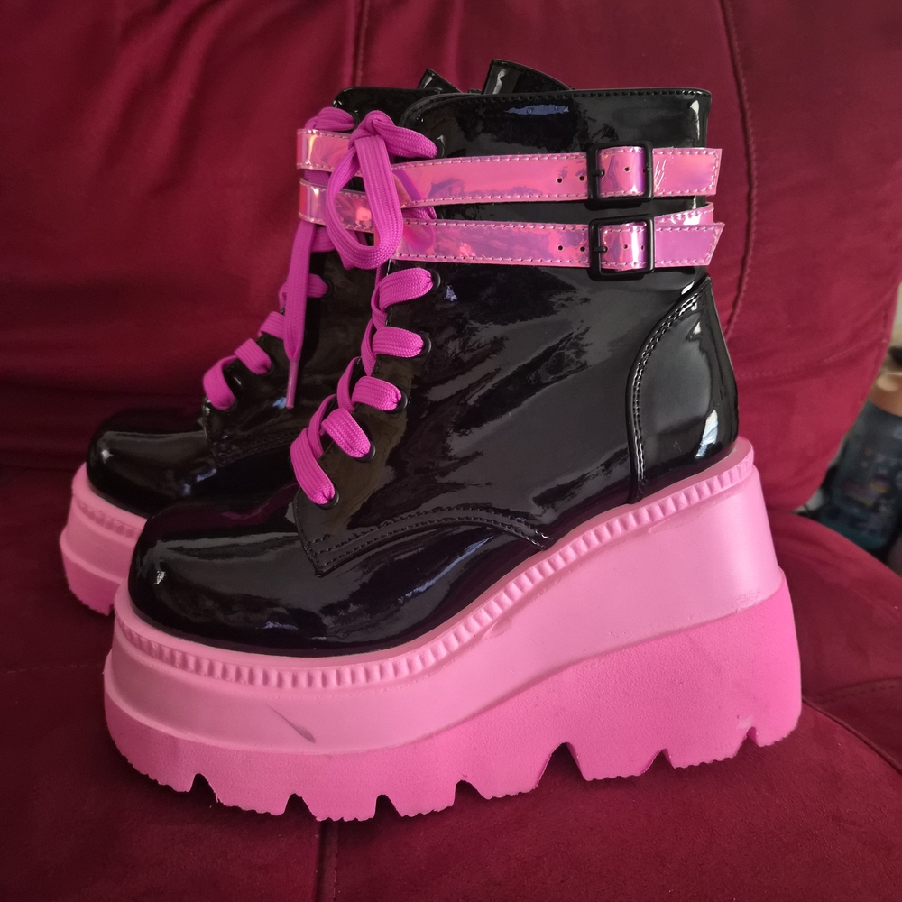 (SOLD) Demonia Pink & Black Shaker-52 Boots